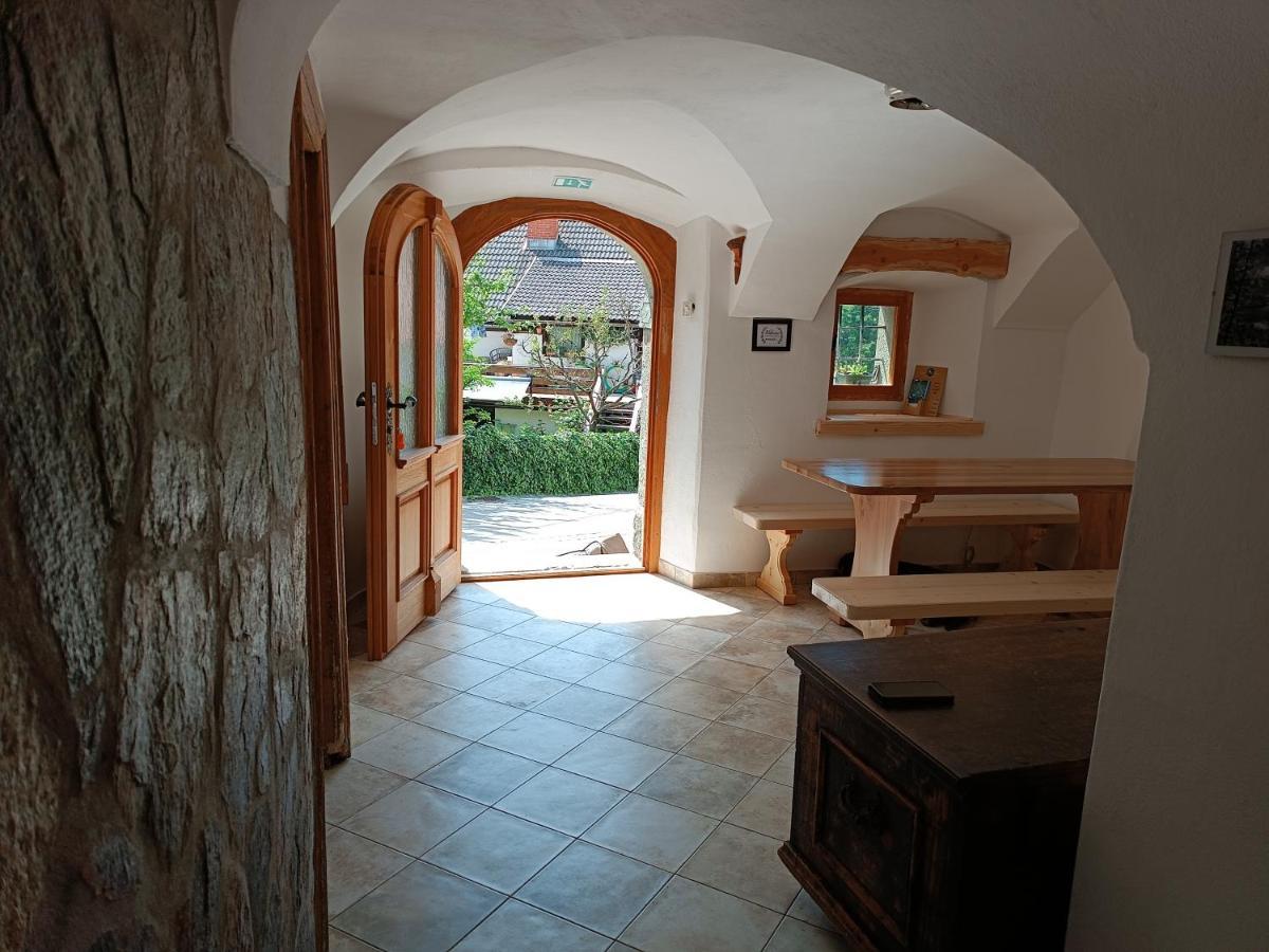Pr Mocnk Hostel Блед Екстериор снимка