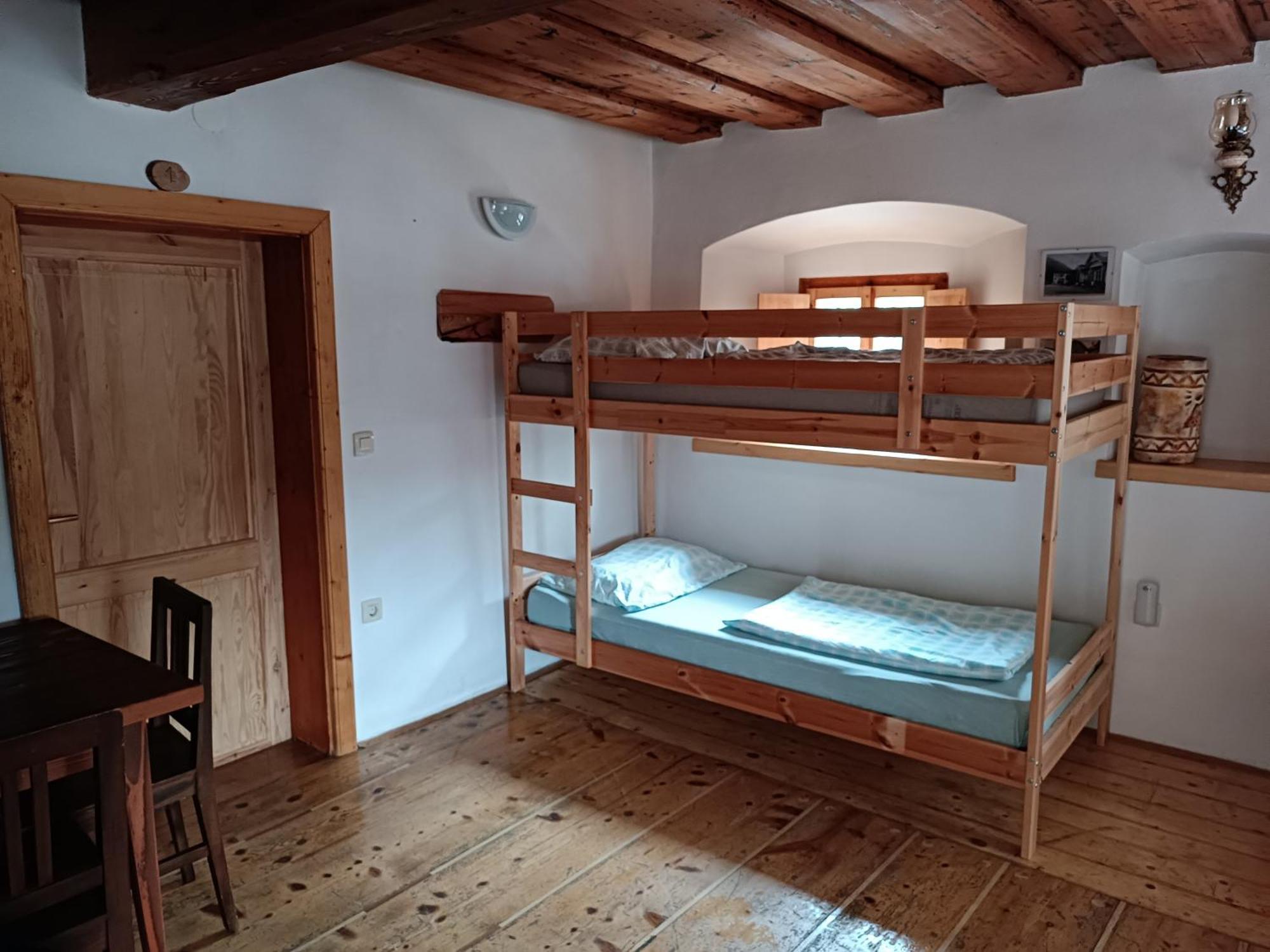 Pr Mocnk Hostel Блед Екстериор снимка