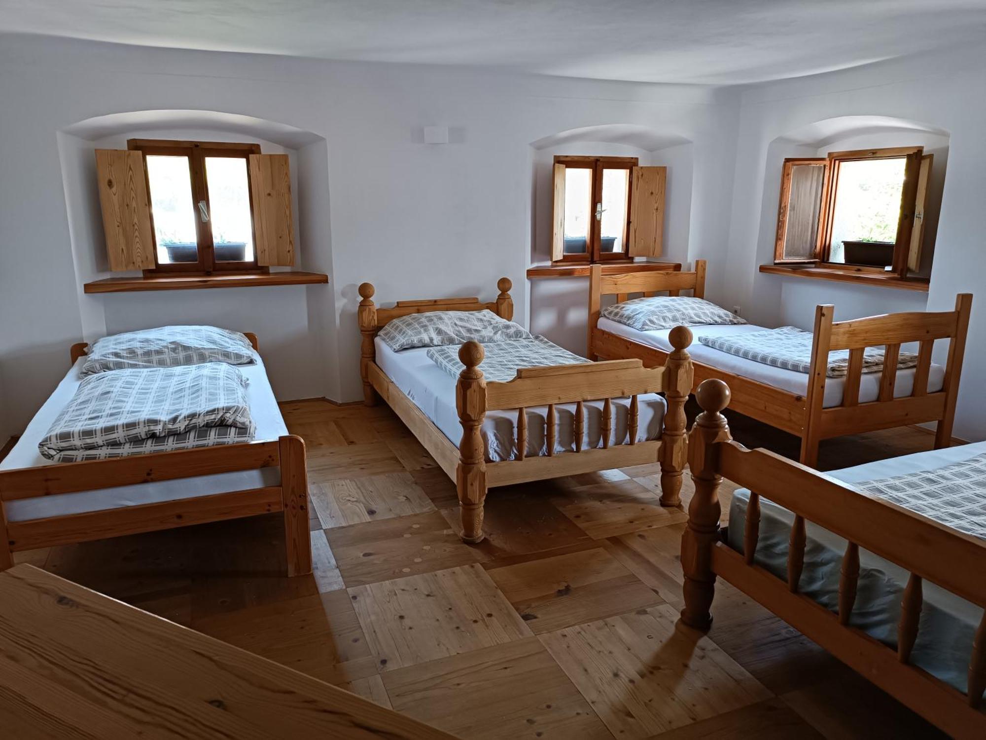 Pr Mocnk Hostel Блед Екстериор снимка